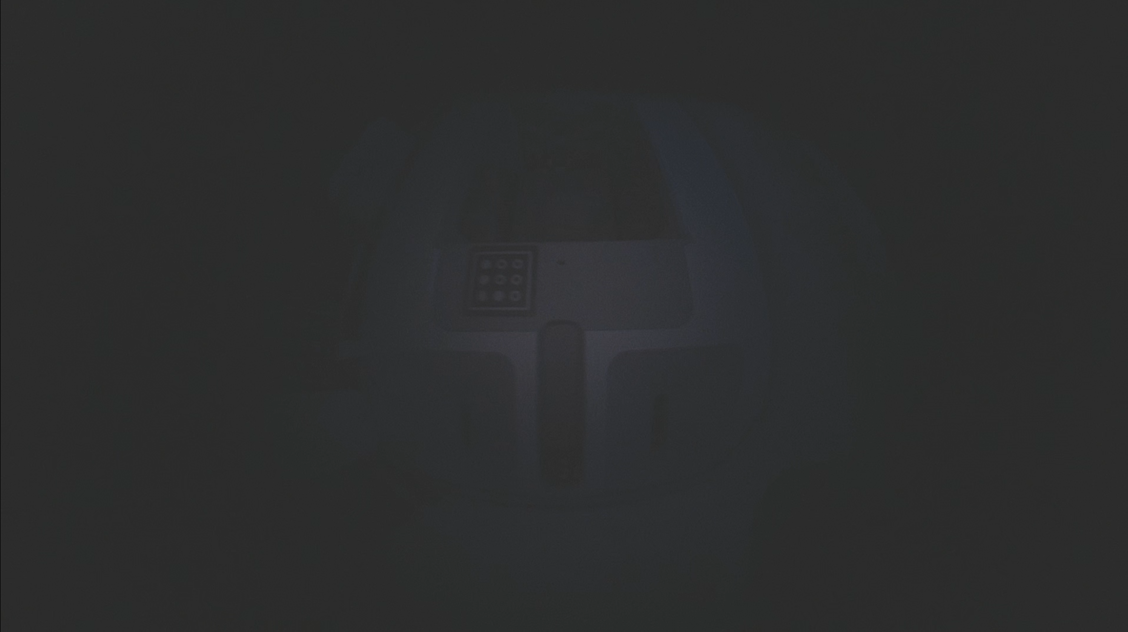 Incorrect poorly illuminated view inside the zipping point
