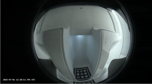 Droid not fully lowered before door close